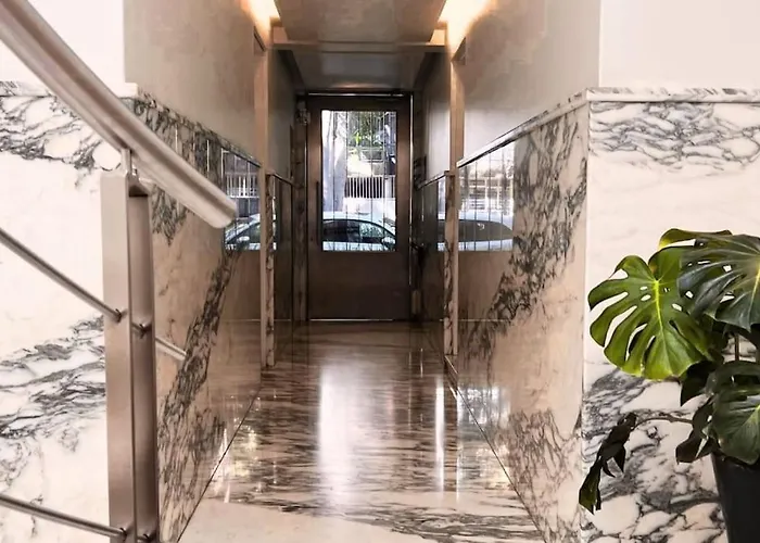 Condesa Amsterdam F Elegant With Inviting Ambiance On Amsterdam Avenue Apartamento