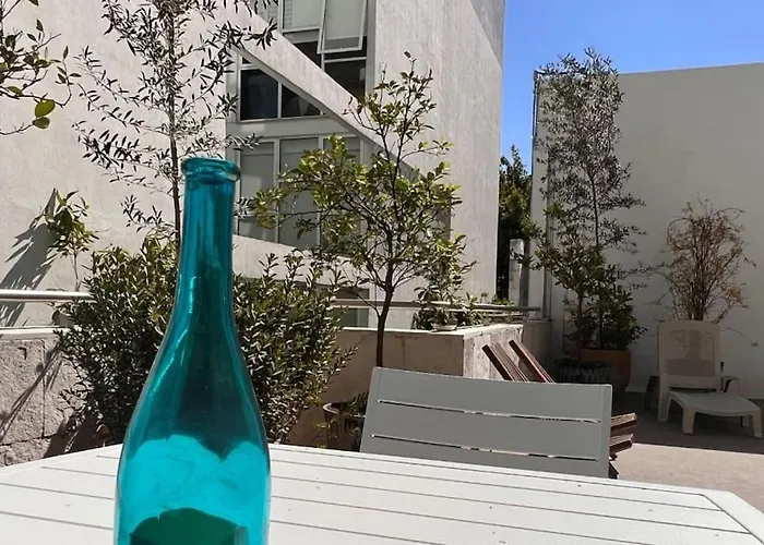 Condesa Amsterdam F Elegant With Inviting Ambiance On Amsterdam Avenue *