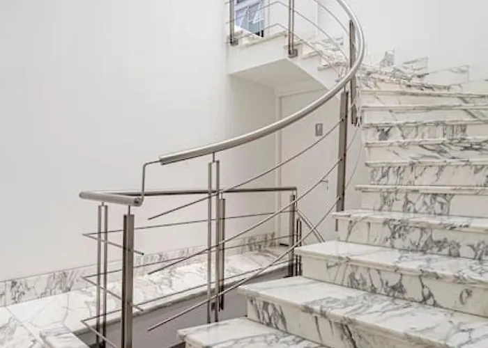 Condesa Amsterdam F Elegant With Inviting Ambiance On Amsterdam Avenue Apartamento *